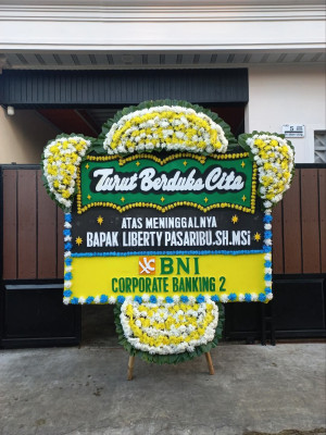 Papan Bunga Duka di Fobaharu